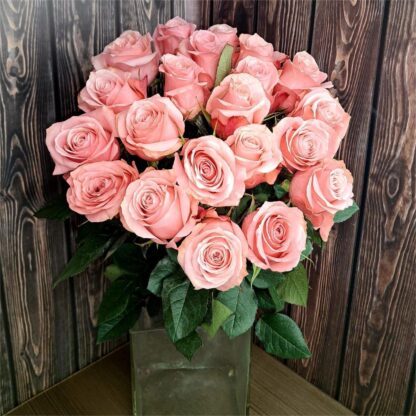 Bouguet in a vase. Soft Pink Rose - Image 3