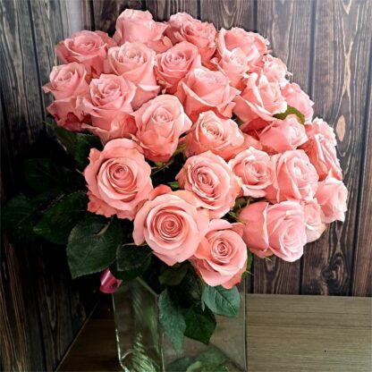 Bouguet in a vase. Soft Pink Rose - Image 2