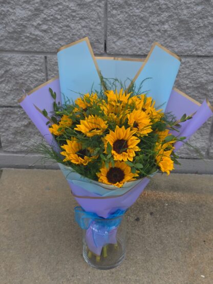 Bouquet with sunflowers from a florist in Atlanta - Image 2
