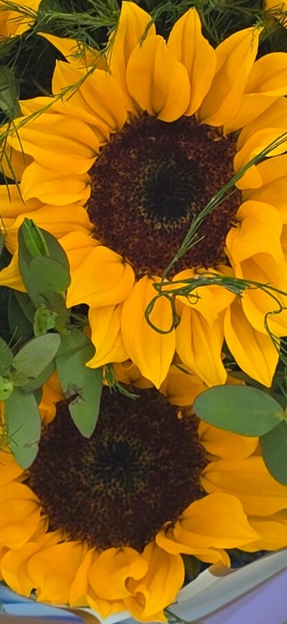 Bouquet with sunflowers from a florist in Atlanta - Image 5