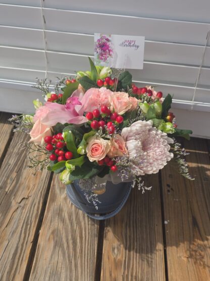 Elegant Flower Arrangement in a Gray Box with Roses, Chrysanthemums, Alstroemeria, Hypericum, and Orchids - Image 3