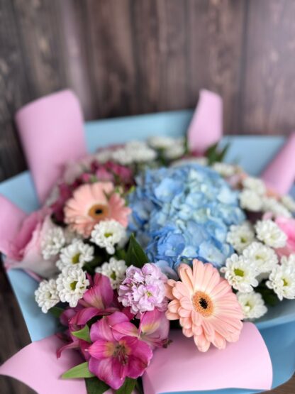 Bubble Gum . Premium Flower Bouquet Wrapping – Same-Day Flower Delivery in Atlanta - Image 5